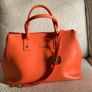 Beautiful FURLA handbag in excellent condition